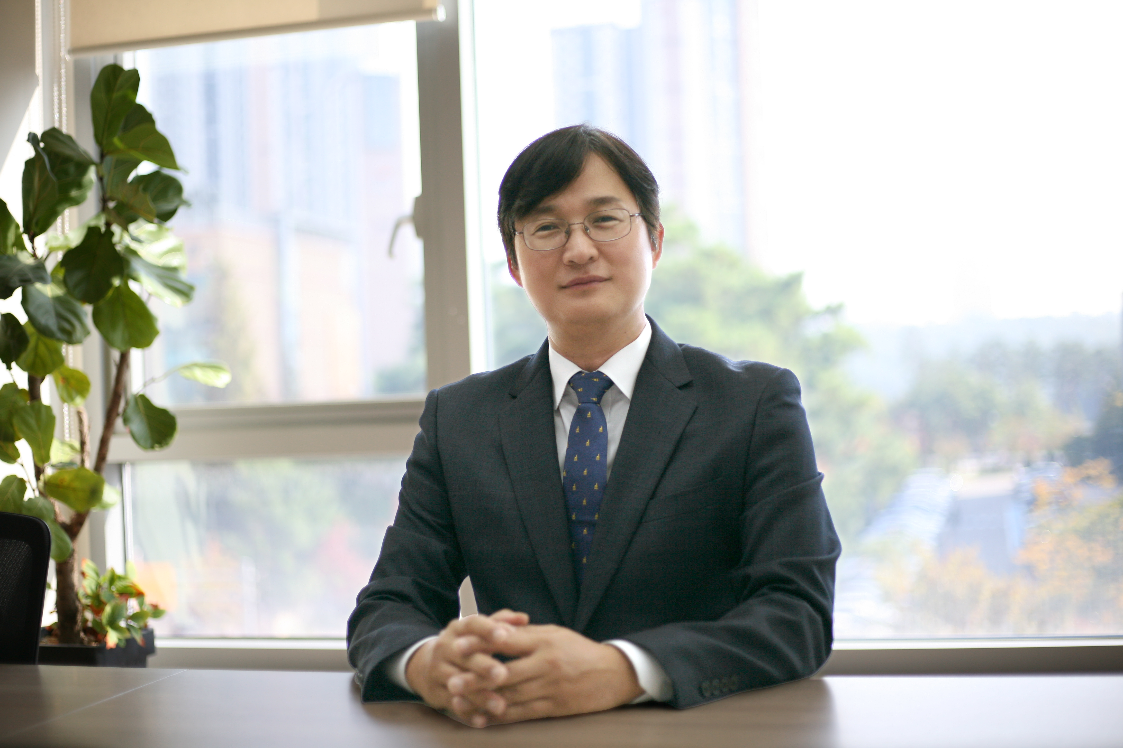 법무법인 모두 구본준 대표변호사가  미주 중앙일보의 기소중지 형사사건 전문가로 활동...